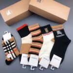 Burberry new mid length socks for autumn and winter, made of pure cotton quality, in a box of 5 pairs - Image 3