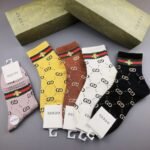 GUCCI Men’s and Women’s Same Style Cotton Socks in a Box of 5 Pair Socks