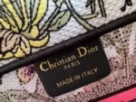 DIOR Embroidered floral tote bag 26.5X21X14cm - Image 2