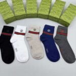 GUCCI Men’s and Women’s Same Socks, Box of 5 Pairs - Image 7