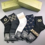GUCCI Unisex socks made of pure cotton - Image 5