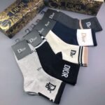 Dior sock unisex counter latest design edition pure cotton quality box of 5 pairs of socks - Image 5