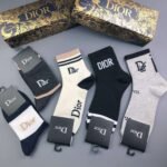 Dior sock unisex counter latest design edition pure cotton quality box of 5 pairs of socks - Image 2