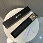 CHANEL Umbrella - Image 4