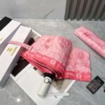 CHANEL Camellia’s new fully automatic folding umbrella for sunny weather - Image 8