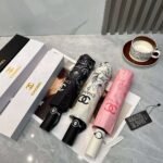 CHANEL Camellia’s new fully automatic folding umbrella for sunny weather - Image 3