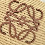 Loewe raffia and cow leather honeycomb basket handbag woven bag Size:  22x12x22cm Premium - Image 14