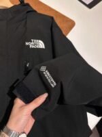 TheNorthFace Jacket Outdoor travel - Image 8