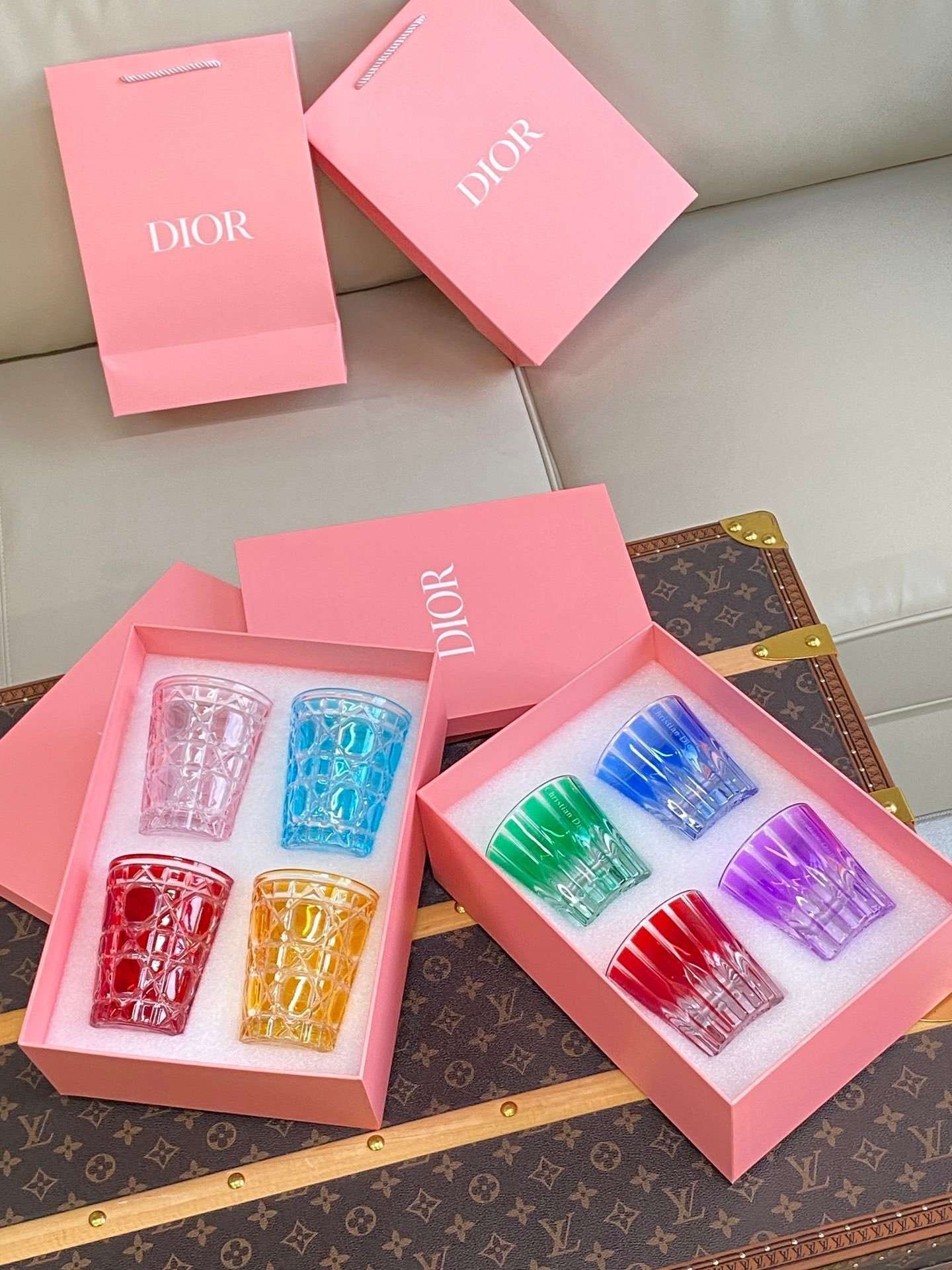 i1713454731_5167_3.jpg DIOR Cup four piece set - Image 1