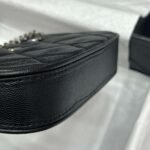 Chanel crossbody bag - Image 4