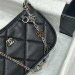 Chanel crossbody bag - Image 7