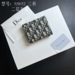 miumiu Pocket small wallet cowhide material - Image 17