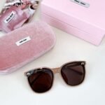 miumiu Classic Sunglasses High end quality 1:1 - Image 4