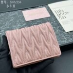 miumiu Pocket small wallet cowhide material - Image 5