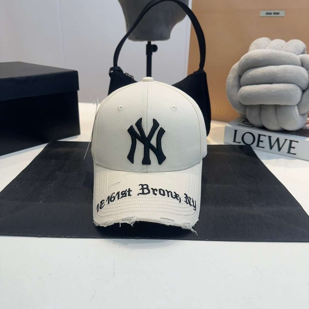 i1716782381_1127_9.jpg NY Embroidered Baseball Hat - Image 1