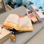 Moschino Bear tri-fold automatic umbrella with bear head handle - Image 16