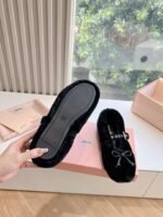 miumiu New loafers thickened encrypted wool advanced version - Image 17