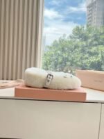 miumiu New loafers thickened encrypted wool advanced version - Image 7