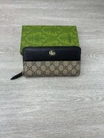 GUCCI classic double G wallet Using imported cowhide