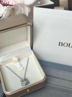 Boucheron cat necklace white diamonds set in white gold - Image 5