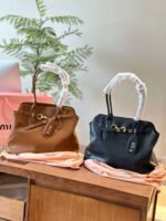 miumiu New popular vintage tote bag - Image 7