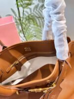 miumiu New popular vintage tote bag - Image 6