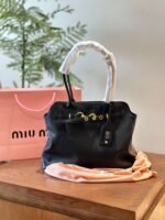 miumiu New popular vintage tote bag - Image 5