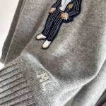 Ralph Lauren Bear Sweater - Image 11