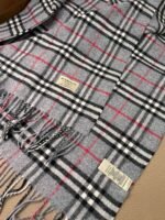 Burberry Classic Scarf Premium Edition 70x200cm - Image 6