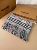 Burberry Classic Scarf Premium Edition 70x200cm - Image 3