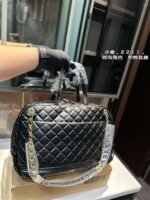 Chanel  bag - Image 4