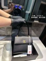 Chanel bag - Image 3
