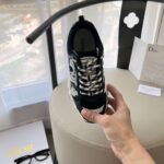 DIOR sneakers world premiere - Image 7
