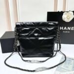 CHANEL pearl chain bag - Image 9
