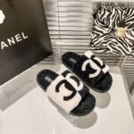 Chanel flat plush slippers - Image 8