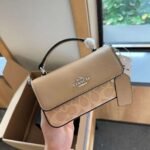 COACH new bag - Image 3