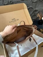 Coach Shoulder bag, large bag, shopping bag - Image 7