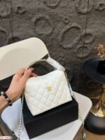 CHANEL bag - Image 6