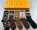 DIOR socks with bee logo 5 pairs per box - Image 3