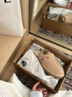 ugg slippers - Image 4