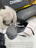 CHANEL polarized glasses - Image 6