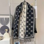 Burberry scarf - Image 9