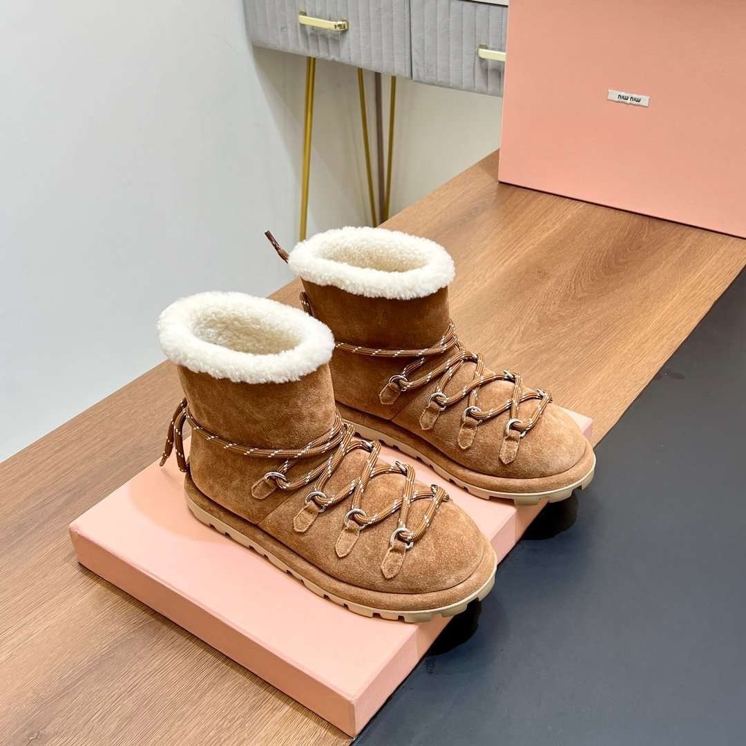 i1727375341_6951_1.jpg miumiu Winter Snow Boots Top version - Image 1