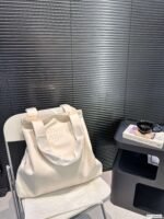 miumiu bag Tote Bag - Image 3