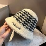Chanel winter wool hat - Image 12