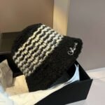 Chanel winter wool hat - Image 7