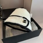 Chanel winter wool hat - Image 2