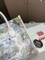 GUCCI Tote Bag - Image 7