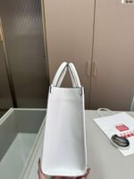 GUCCI Tote Bag - Image 8