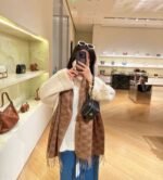 CELINE 100% cashmere scarf Official website version